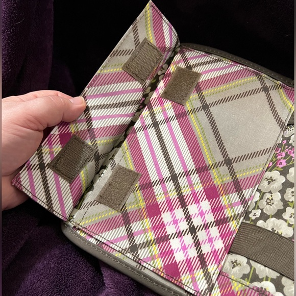 Thirty-One Fold-N-Go Brown Floral Design Tri Fold w/ Tie & Pocket Elastic - Picture 4 of 6